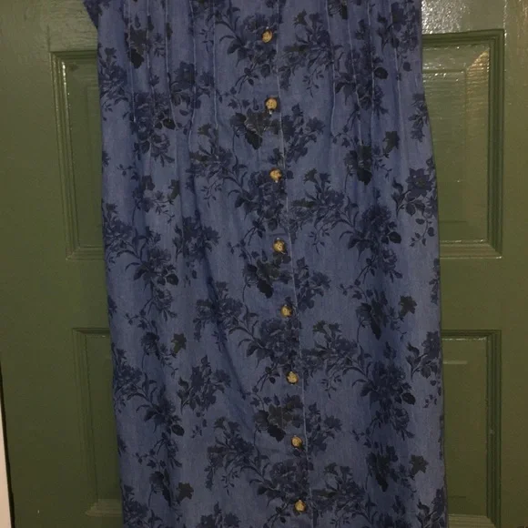 Vintage Capacity Blue Floral Jean Dress - Picture 6 of 11